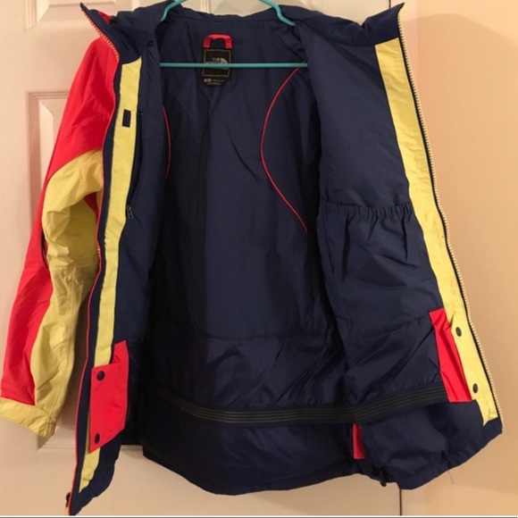 The North Face Color Block Coat - Picture 8 of 11